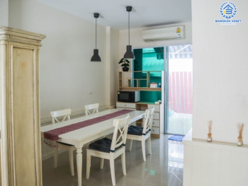 *****ทาวน์โฮมมือสองย่านกรุงเทพฯ ม.บ้านกลางเมือง สาทร-ตากสิน2 หลังมุม เนื้อที่กว้าง 23.20 ตร.ว. ฟังก์ชัน 3 ห้องนอน 3 ห้องน้ำ ที่จอดรถ 2 คัน แถมฟรี! เครื่องปรับอากาศ 4 เครื่อง บนทำเลแห่งการเดินทาง ใกล้รถไฟฟ้าสายสีเขียวเข้ม "สถานีวุฒากาศ" เชื่อมต่อถนนกัลปพฤกษ์ และถนนราชพฤกษ์